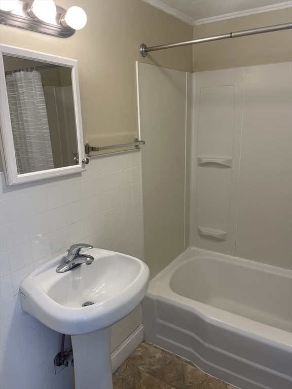 160 Wanoosnoc Road Fitchburg, MA 01420 - Photo 15 of 22