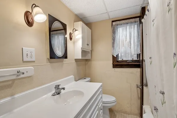 $410,000 | 160 Wanoosnoc Road, Fitchburg, MA 01420
