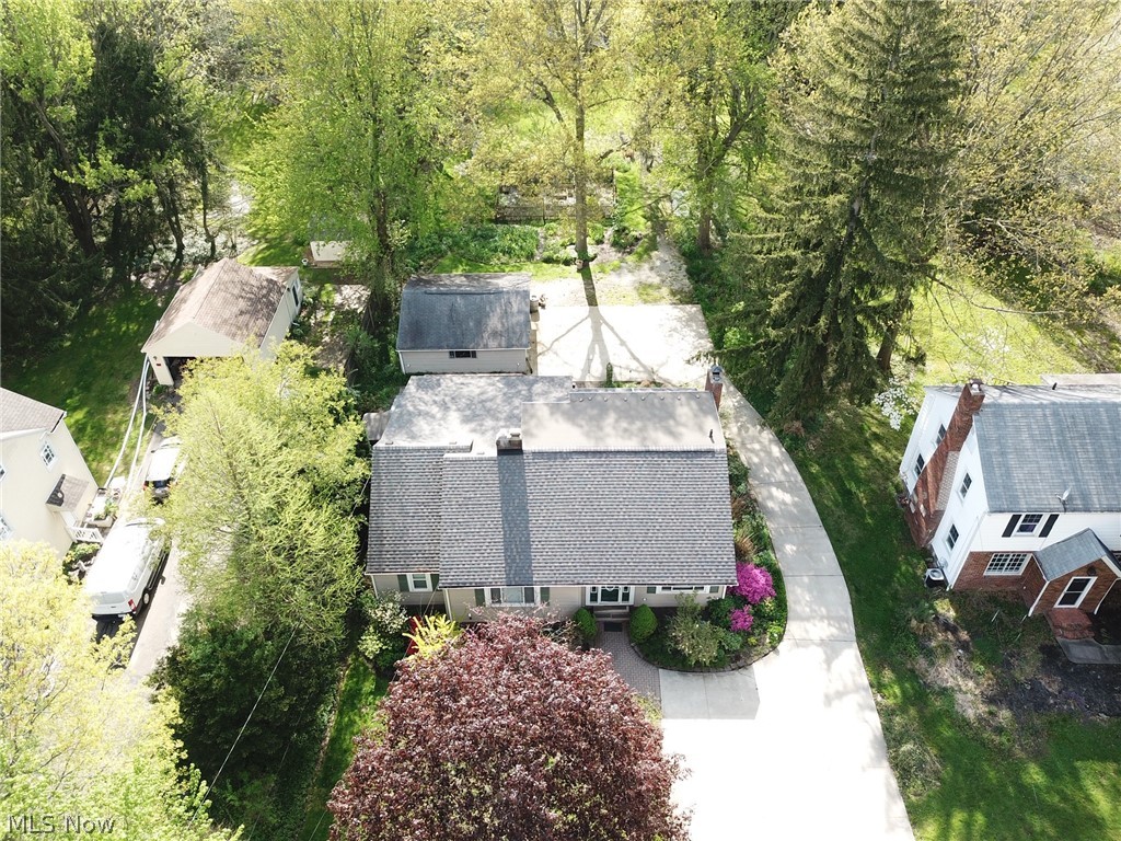 442 Schocalog Road Akron, OH 44320 - Photo 9 of 24 Gallery Image 9