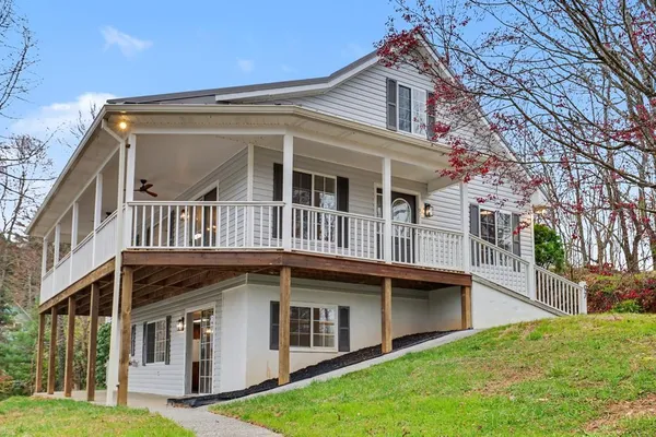 $874,000 | 97 Kilmoore Lane, Hayesville, NC 28904