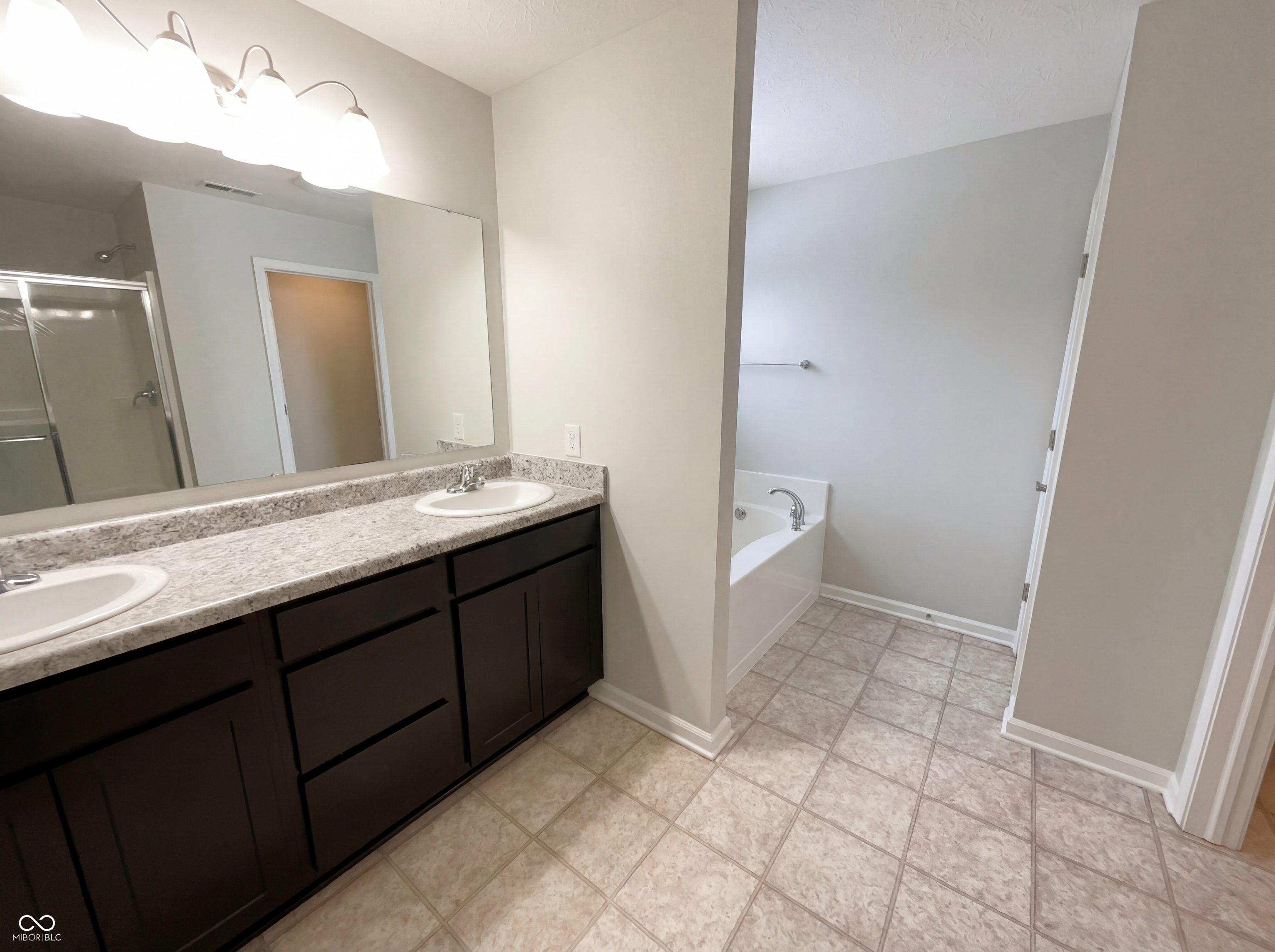 8664 Cardiff Court Avon, IN 46123 - Photo 6 of 21