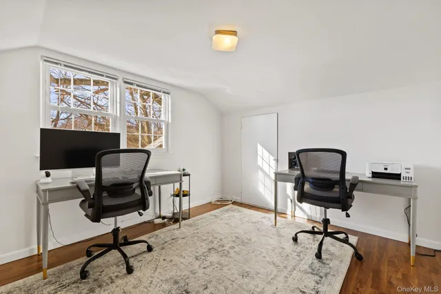 $1,095,000 | 55 Edgewood Avenue, Larchmont, NY 10538