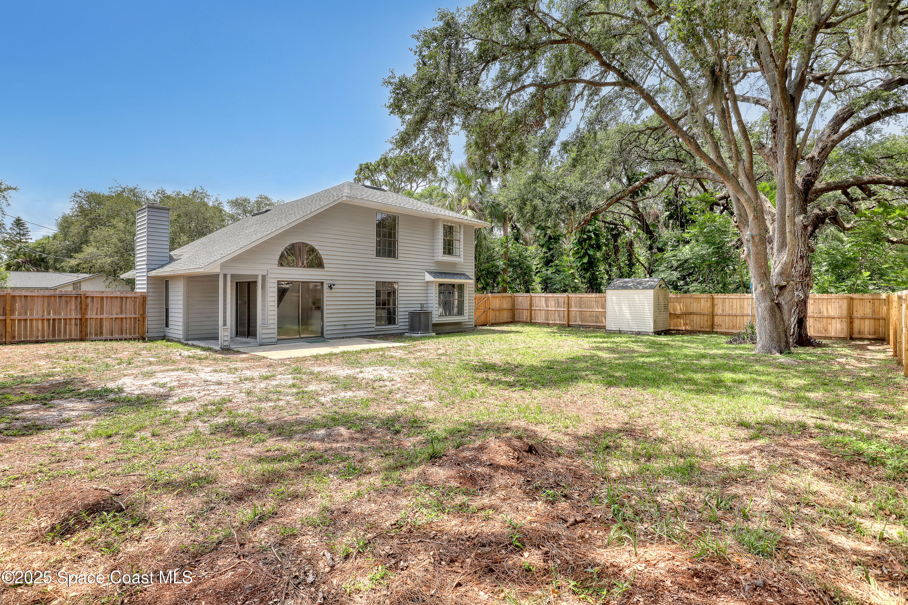 6827 Dodge Road Cocoa, FL 32927 - Photo 29 of 36 Large Back yard