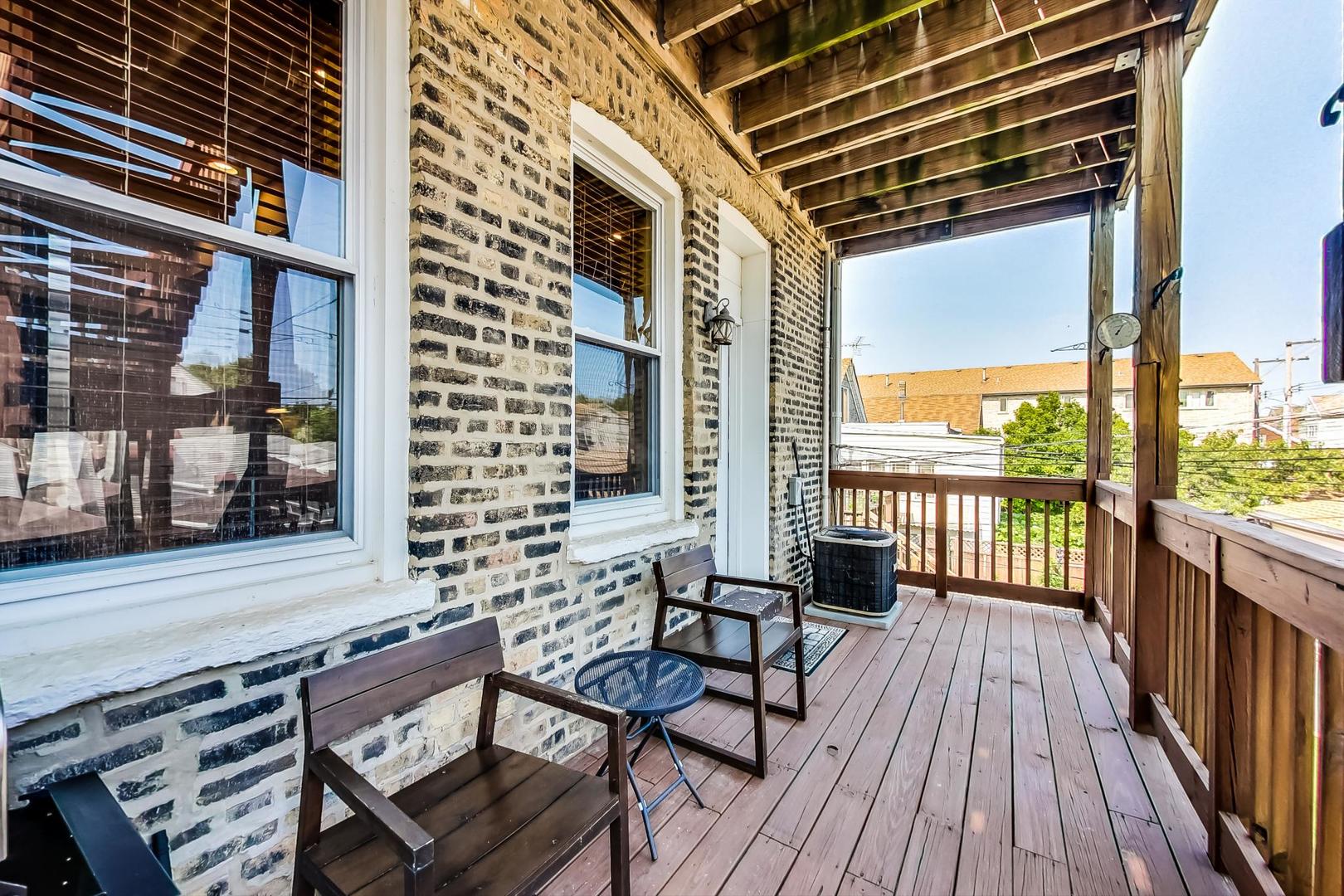 3151 South Racine Avenue, Unit 2 Chicago, IL 60608 - Photo 17 of 20
