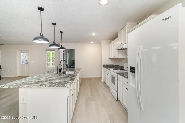 $480,000 | 5651 Travis Street, Mims, FL 32754