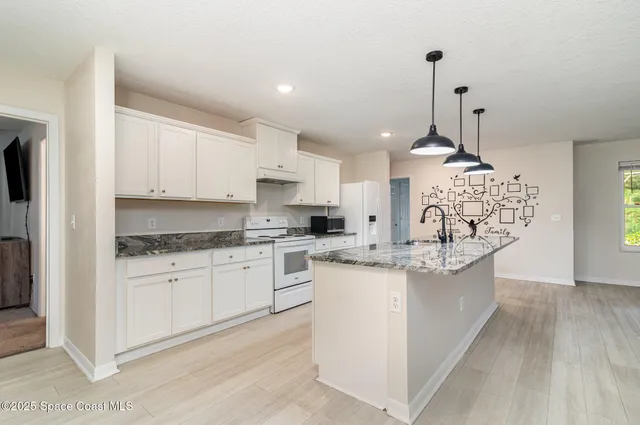 $480,000 | 5651 Travis Street, Mims, FL 32754