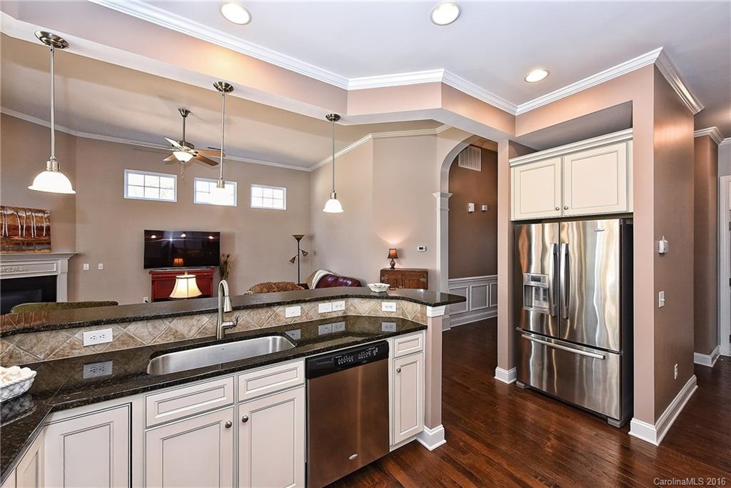 1708 Sutters Mill Way Fort Mill, SC 29708 - Photo 10 of 24 Gallery Image 10