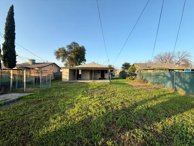 $255,000 | 912 East Drummond Avenue, Fresno, CA 93706