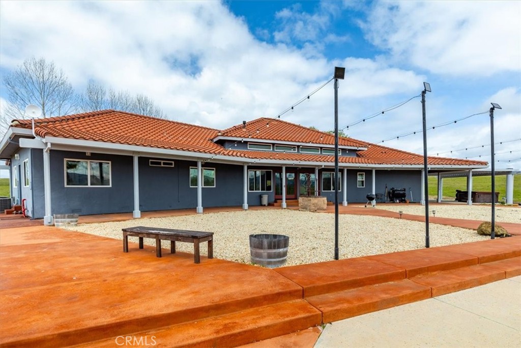 67911 Jolon Road Lockwood, CA 93932 - Photo 28 of 29 a view of a house with a swimming pool