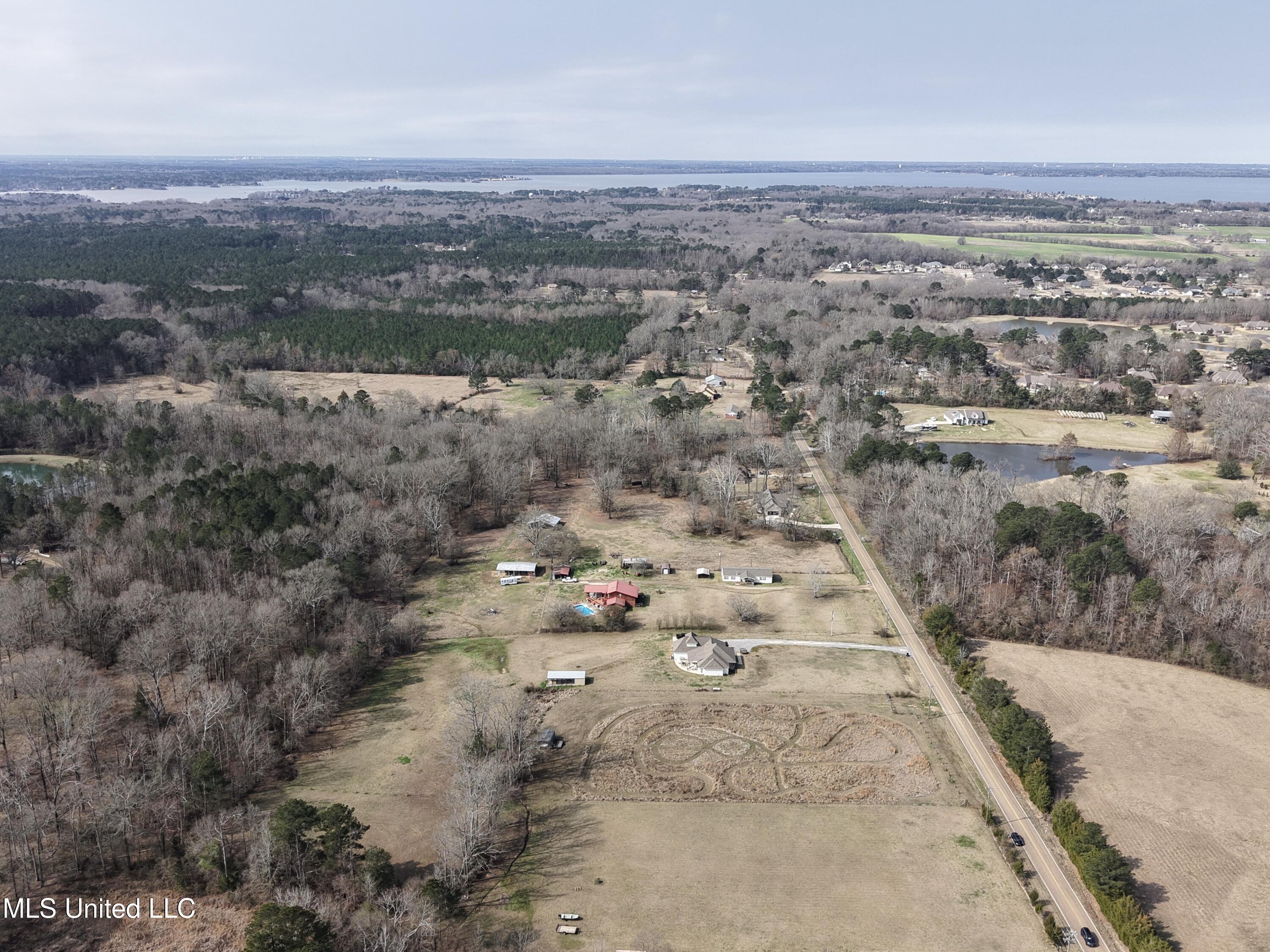 165 Church Road Brandon, MS 39047 - Photo 14 of 16 dji_fly_20260206_120254_0017_17716061433