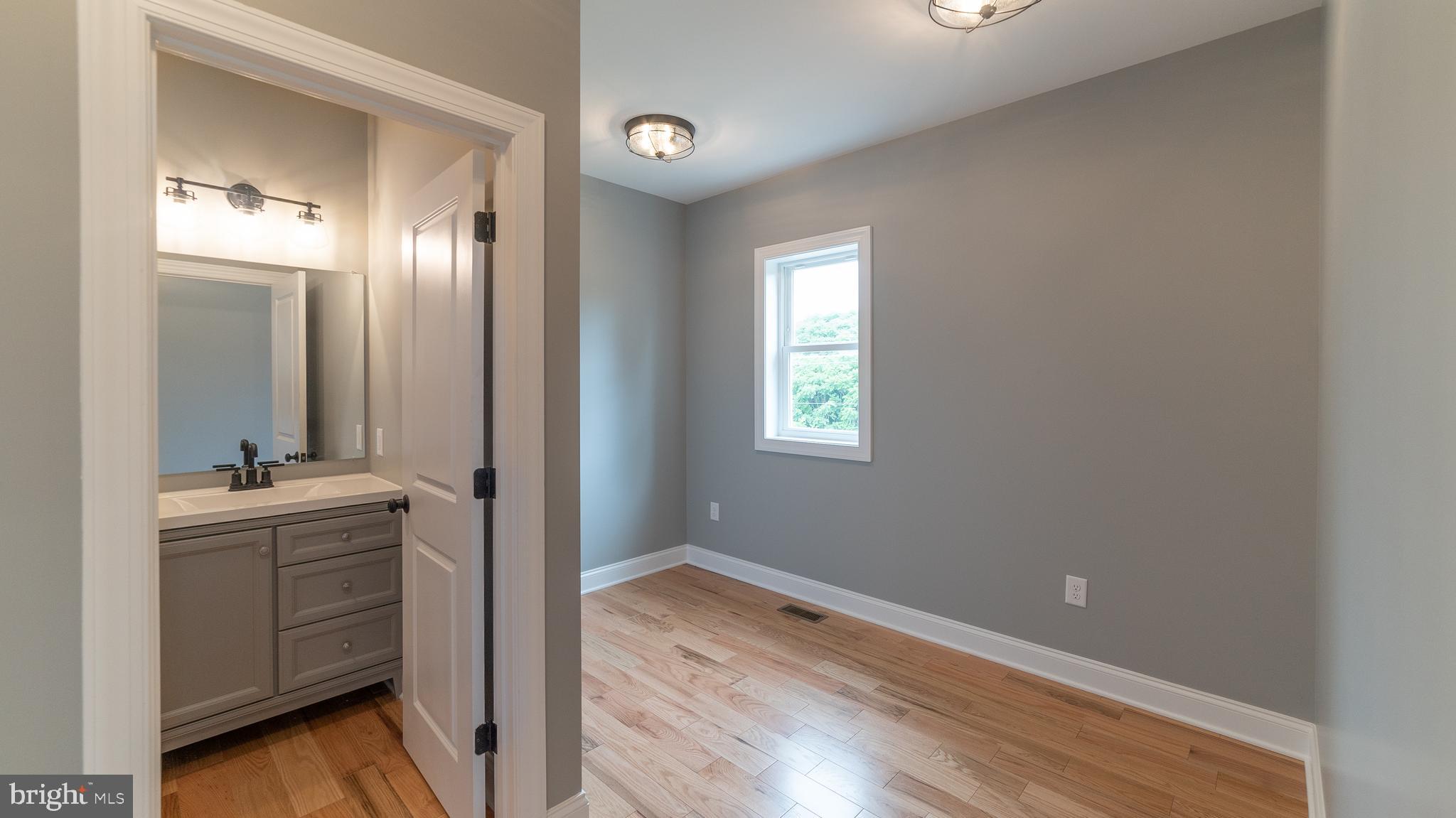 15065 New Windsor Road New Windsor, MD 21776 - Photo 13 of 32 Half Bath and Mudroom.