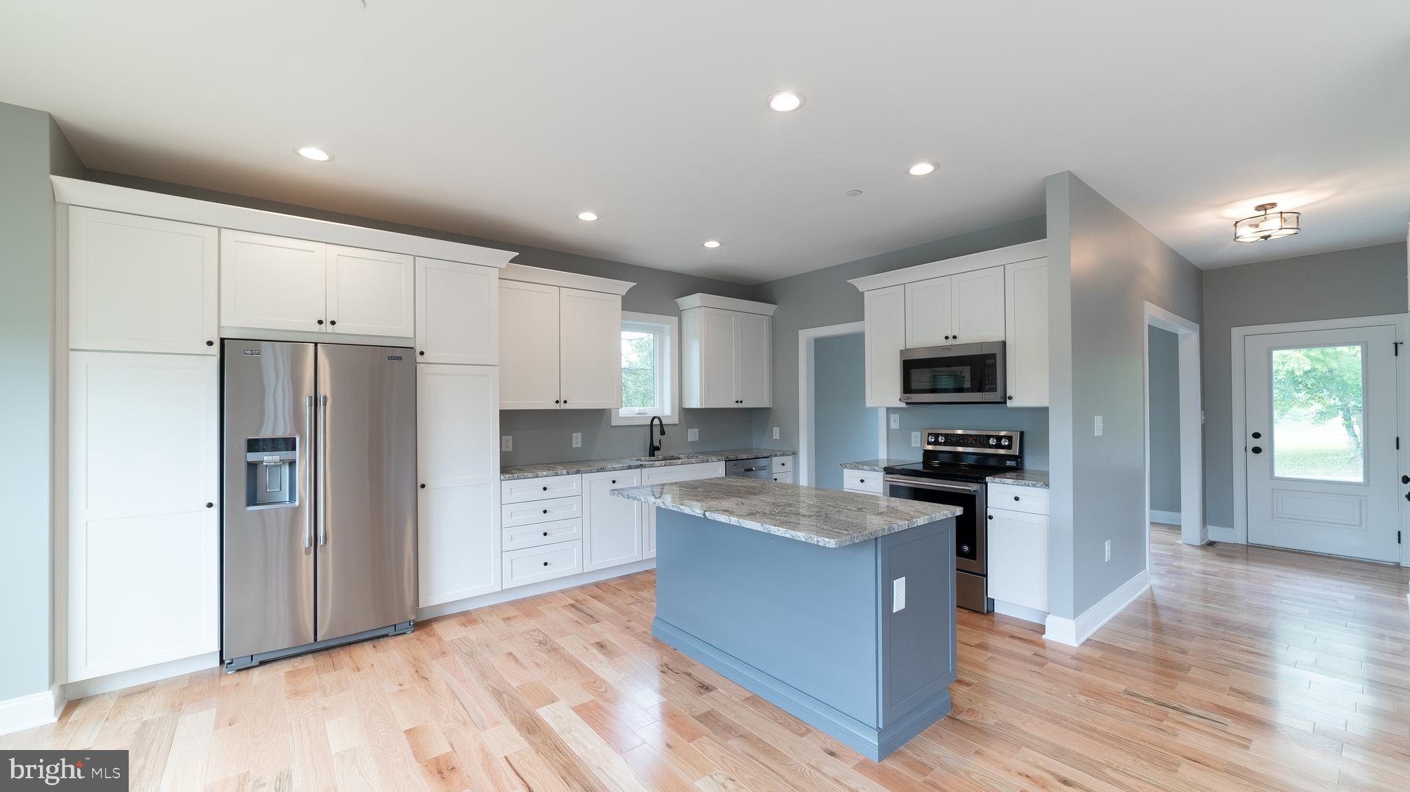 15065 New Windsor Road New Windsor, MD 21776 - Photo 6 of 32