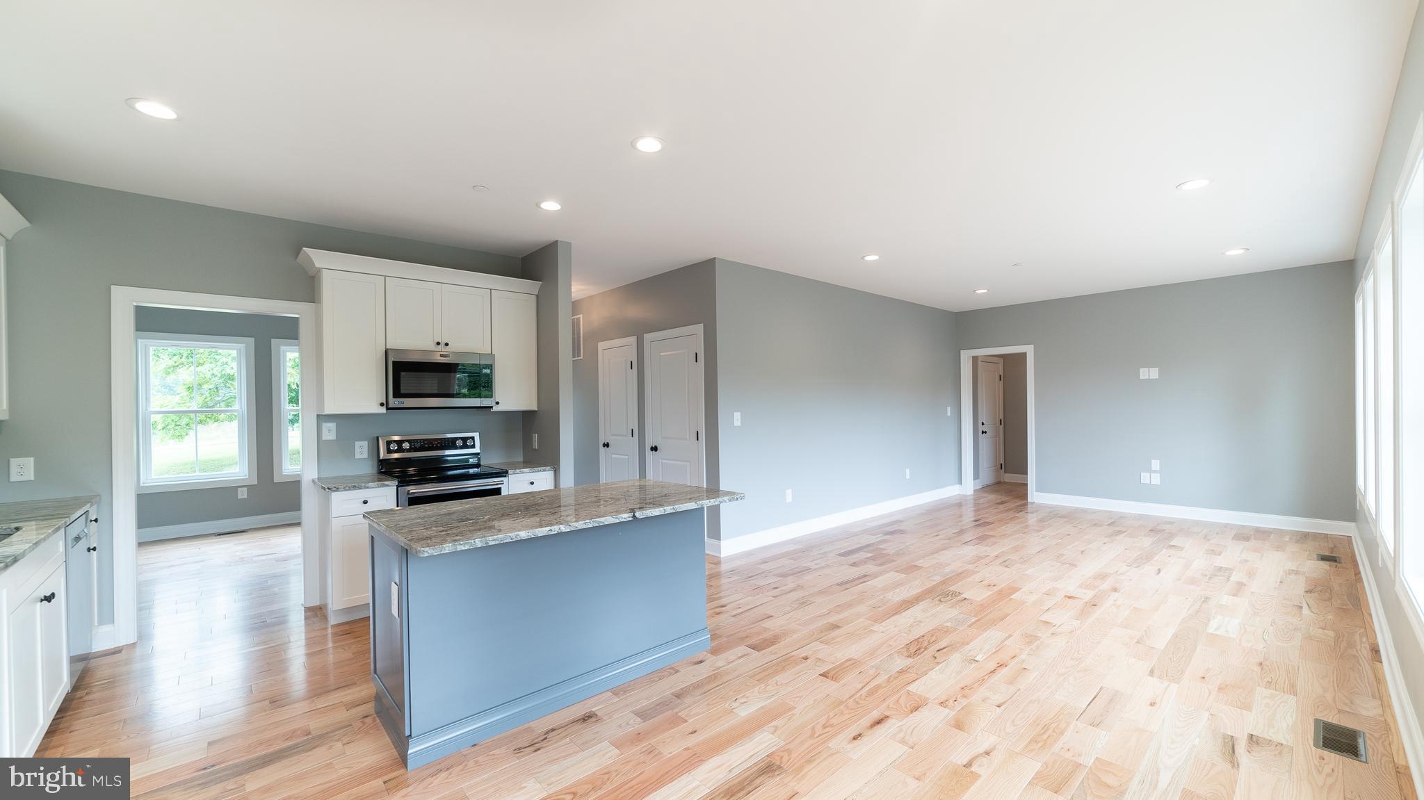 15065 New Windsor Road New Windsor, MD 21776 - Photo 7 of 32