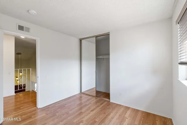 $5,000 | 217 Smoke Tree Avenue, Oak Park, CA 91377