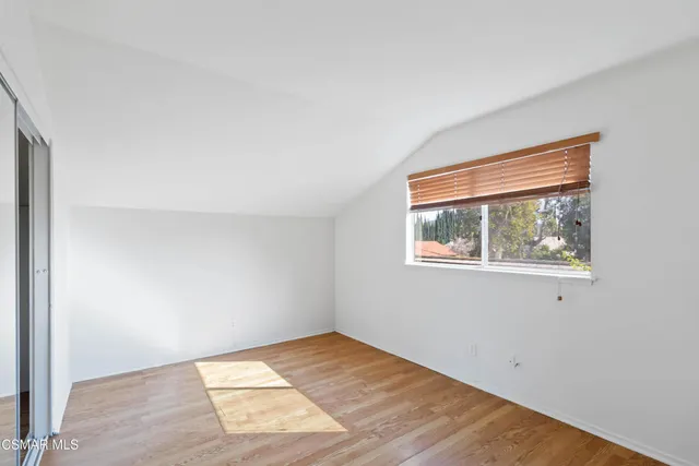 $5,000 | 217 Smoke Tree Avenue, Oak Park, CA 91377