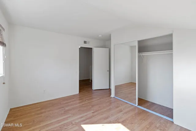 $5,000 | 217 Smoke Tree Avenue, Oak Park, CA 91377