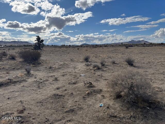 Cor 166th Lancaster Ca Lancaster, CA 93535 - Photo 5 of 8 a view of beach and city