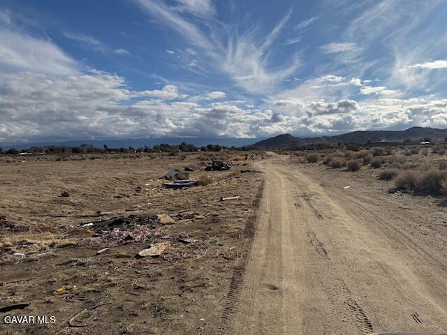 Cor 166th Lancaster Ca Lancaster, CA 93535 - Photo 8 of 8 a view of ocean