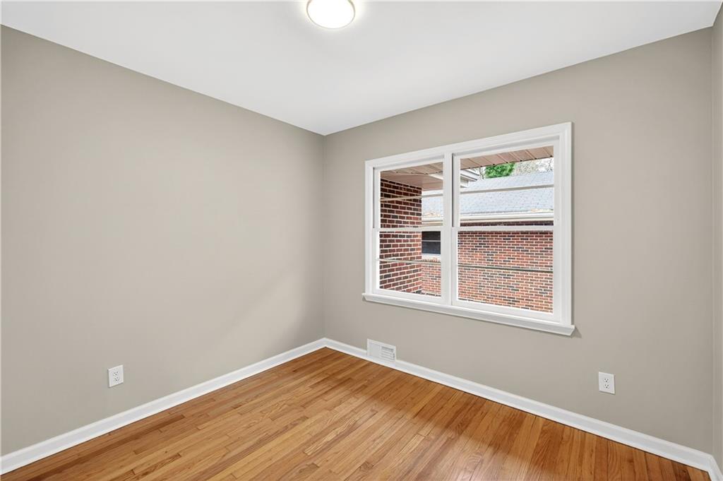 2907 Cloverhurst Drive Atlanta, GA 30344 - Photo 18 of 29