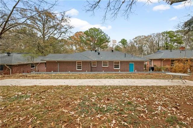 $2,150 | 2907 Cloverhurst Drive, Atlanta, GA 30344