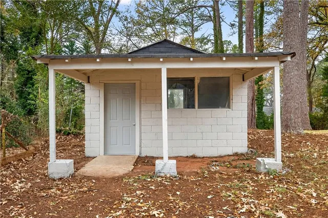 $2,150 | 2907 Cloverhurst Drive, Atlanta, GA 30344