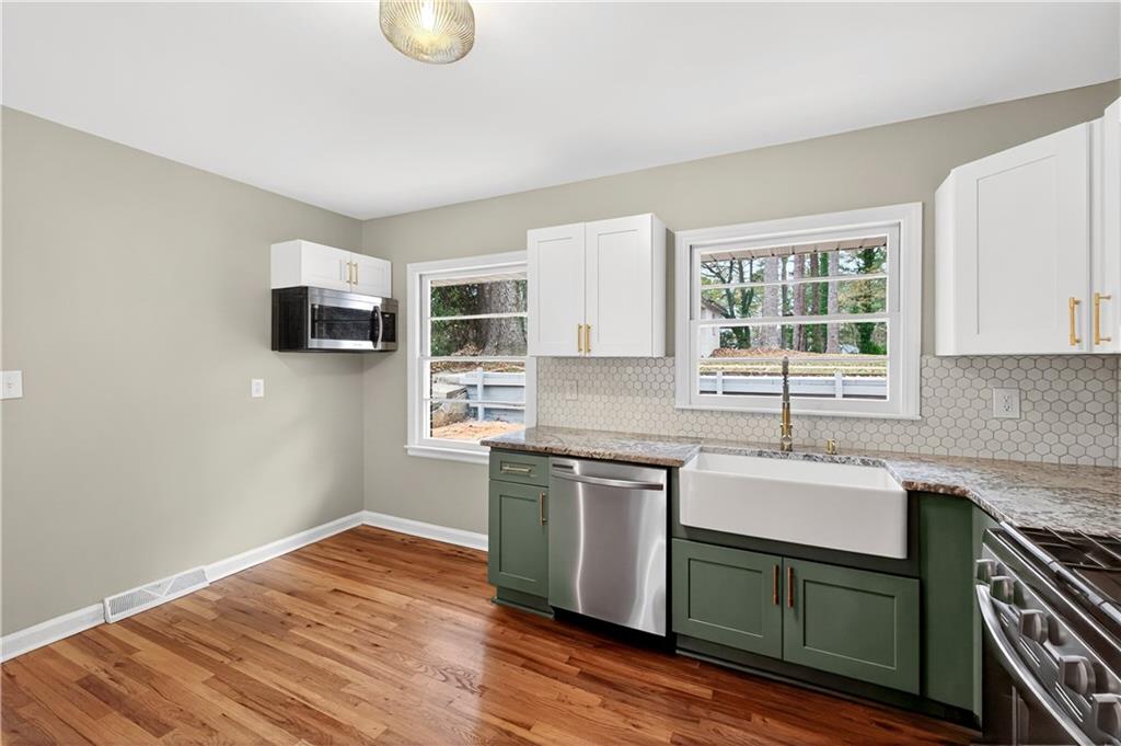 2907 Cloverhurst Drive Atlanta, GA 30344 - Photo 10 of 29