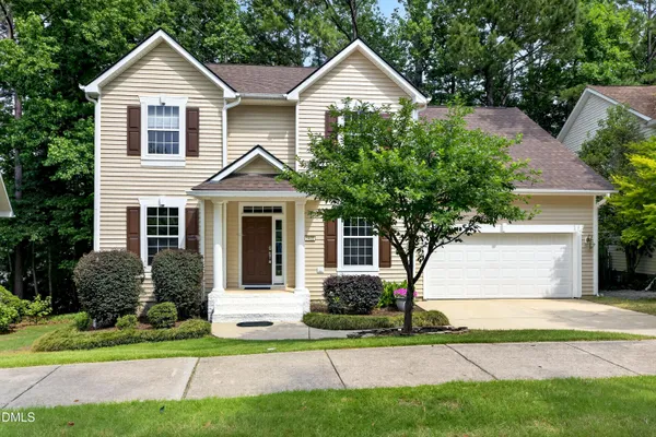 $660,000 | 1402 Willow Leaf Way, Apex, NC 27502