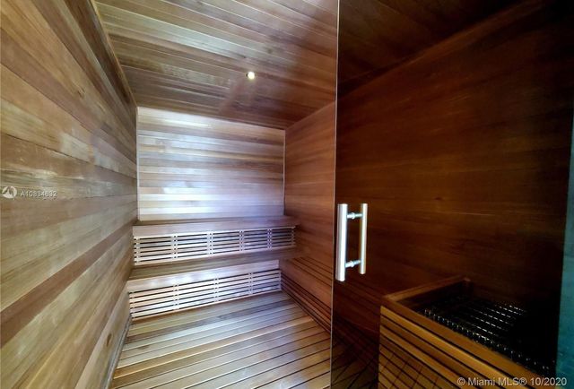 $3,200,000 | 18975 Collins Avenue, Unit 8003 5, Sunny Isles Beach, FL 33160