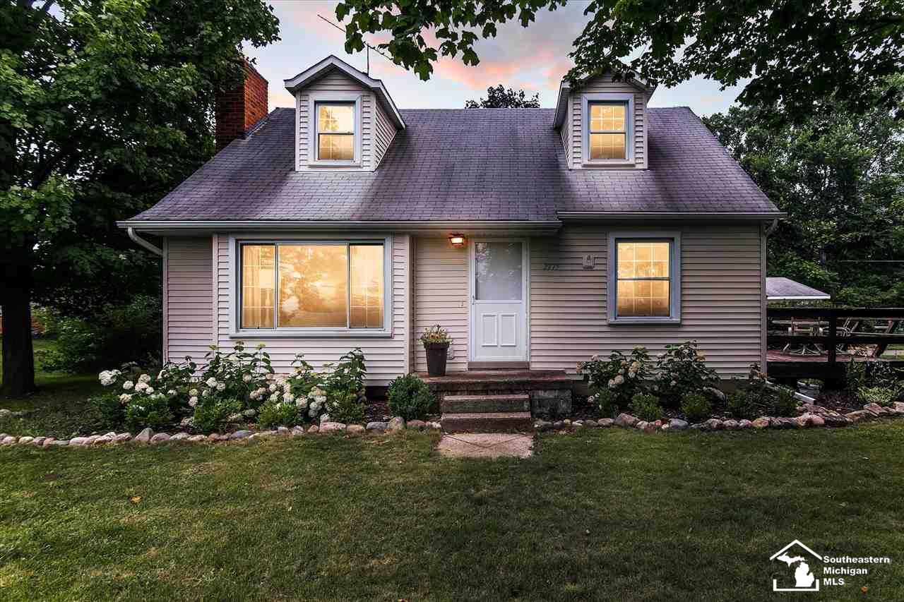 2775 North Hickory Ridge Road Highland, MI 48357 - Photo 1 of 41