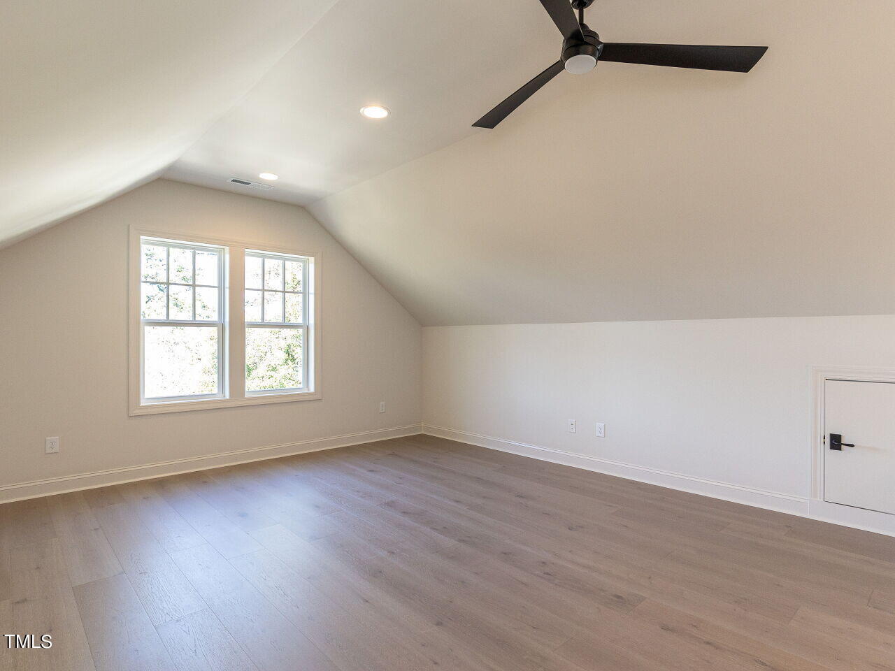 2304 Lyon Street Raleigh, NC 27608 - Photo 38 of 45 036-1280x960-third-floor-bonus