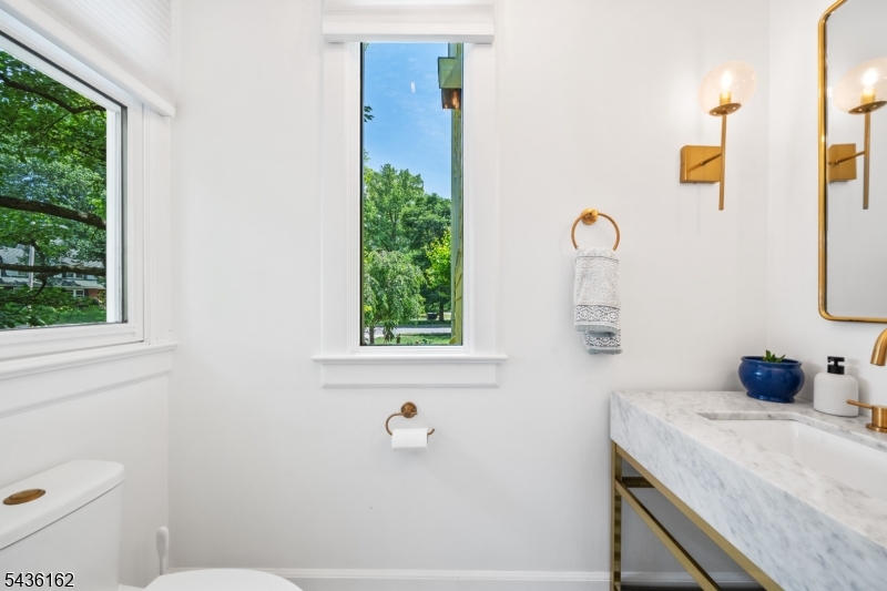 48 Edgemont Road Montclair, NJ 07042 - Photo 24 of 50 Gallery Image 24