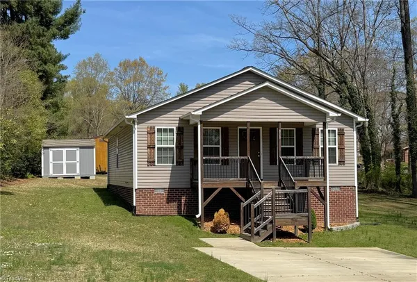 $249,900 | 803 Leach Avenue, Thomasville, NC 27360