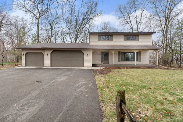 $415,000 | 1680 Woodlawn Avenue, Owatonna, MN 55060