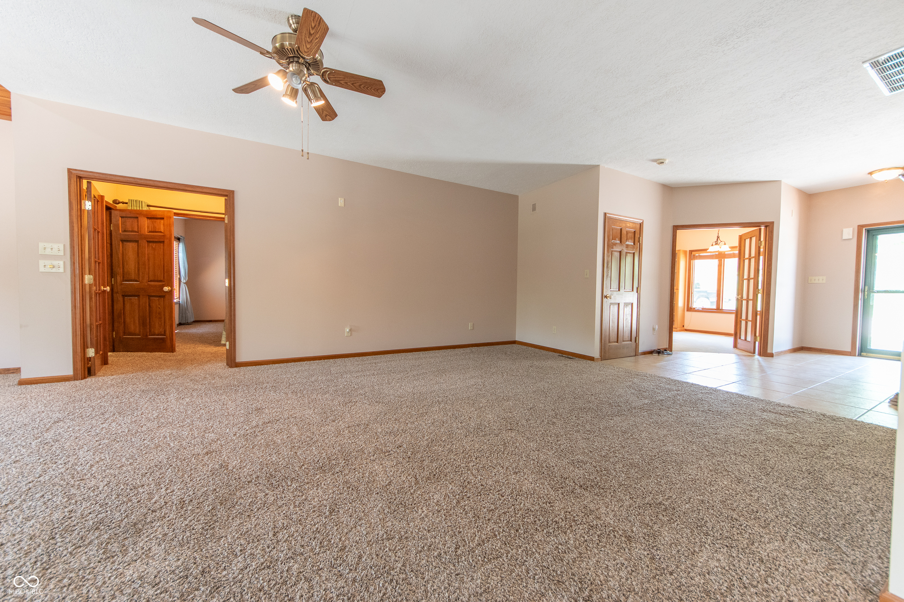 3735 West 2 Mile House Road Columbus, IN 47201 - Photo 10 of 50