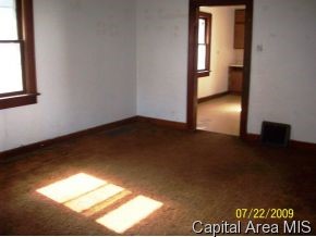 2204 East Reservoir Street Springfield, IL 62702 - Photo 2 of 6 Gallery Image 2