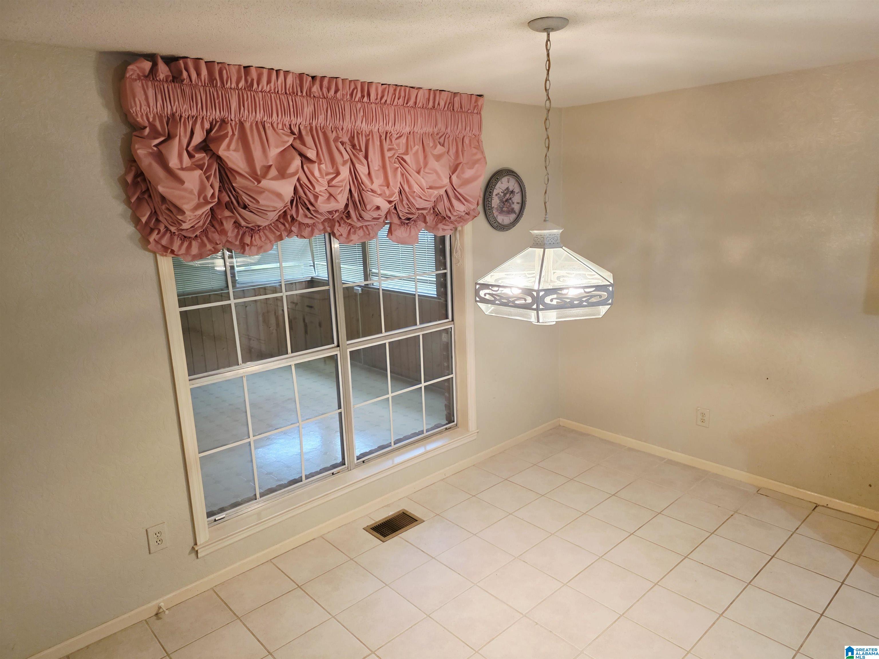 6098 Red Hollow Road Birmingham, AL 35215 - Photo 14 of 48