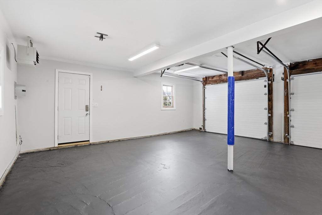 60 R Jasper Street Saugus, MA 01906 - Photo 27 of 33