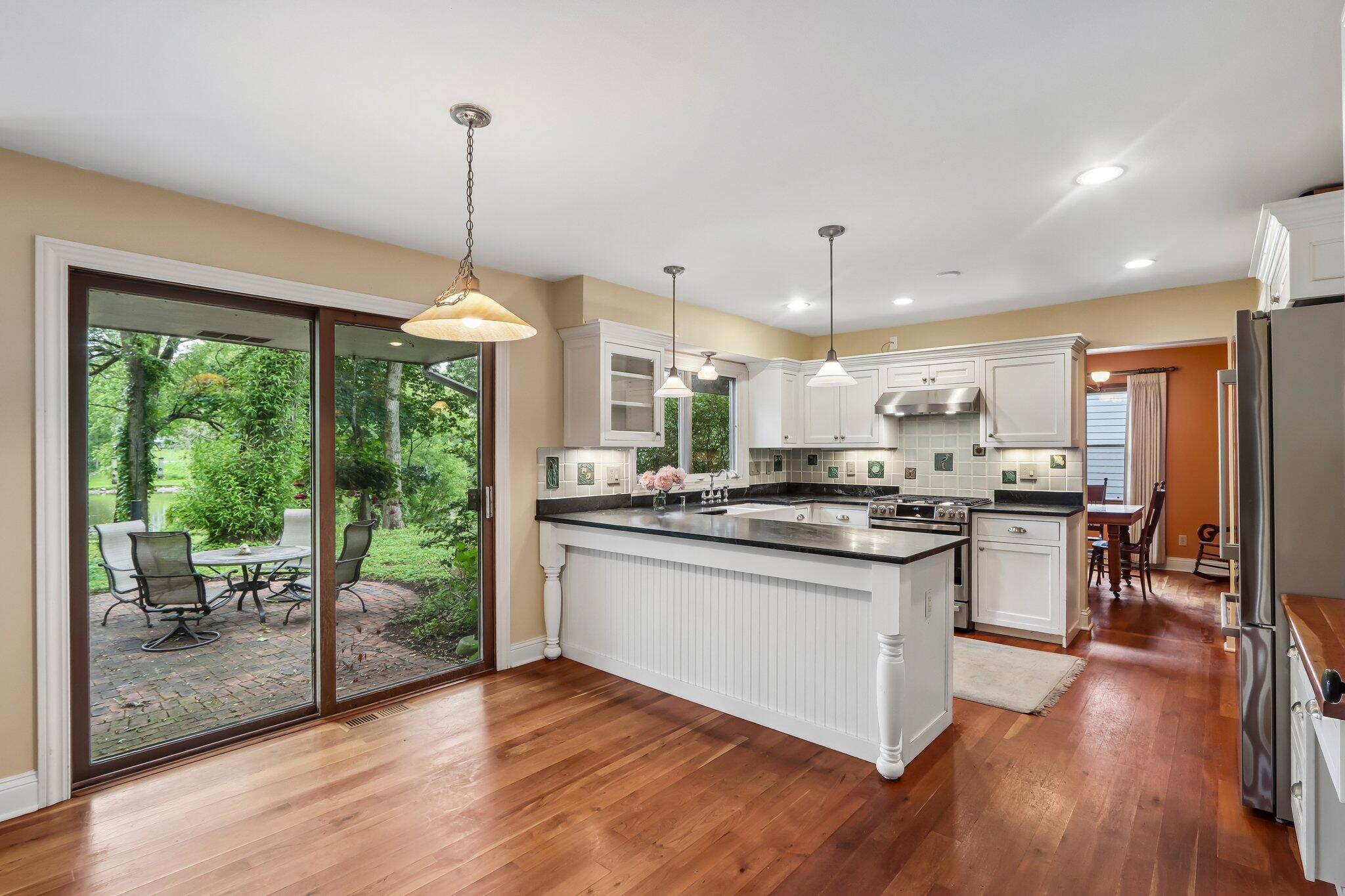 7400 North Pierron Road Glendale, WI 53209 - Photo 4 of 49 kitchen