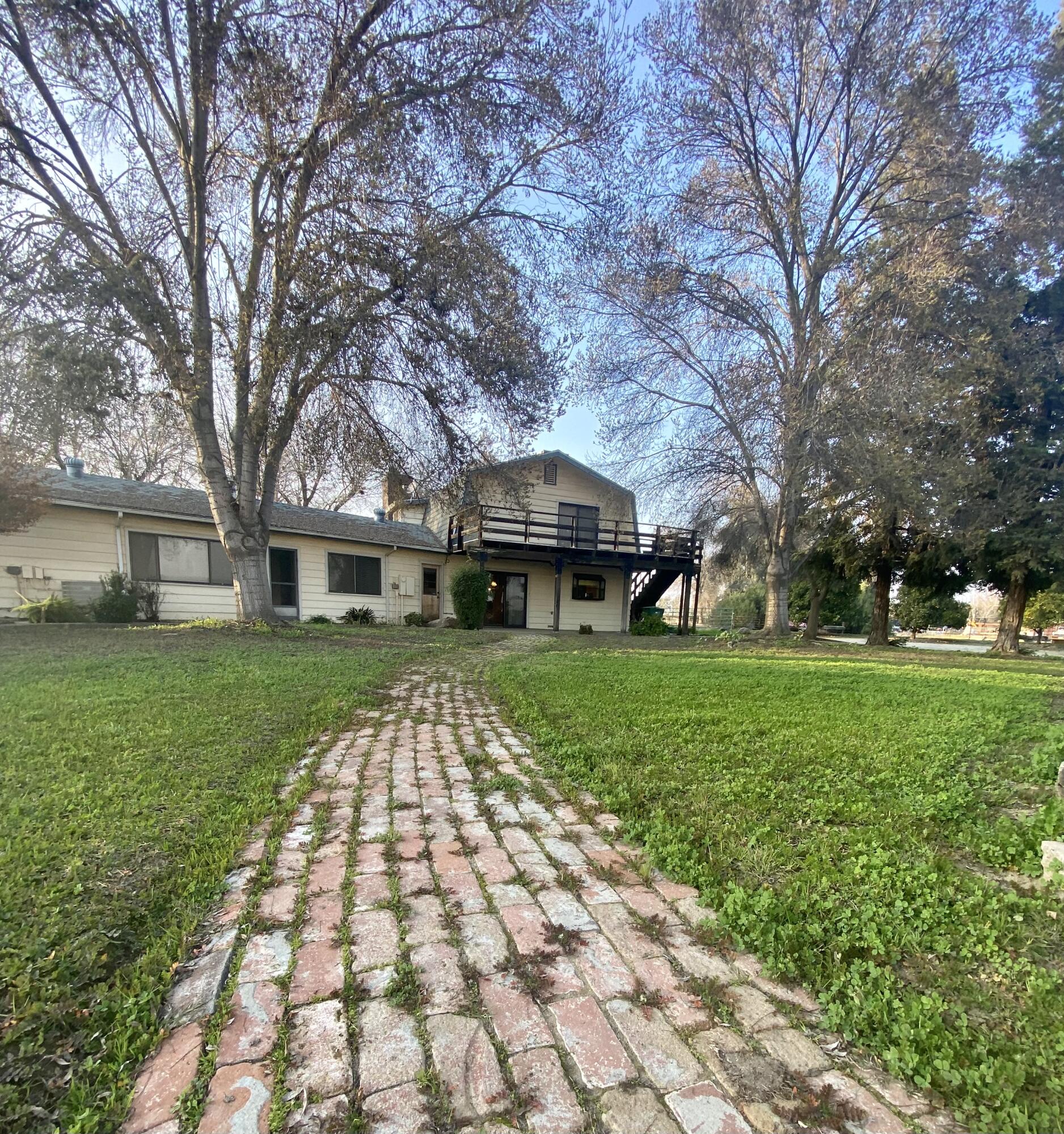 1398 North Elberta Road Exeter, CA 93221 - Photo 50 of 63 CFF2EF9A-2379-4735-A48A-EB6D7005CC41