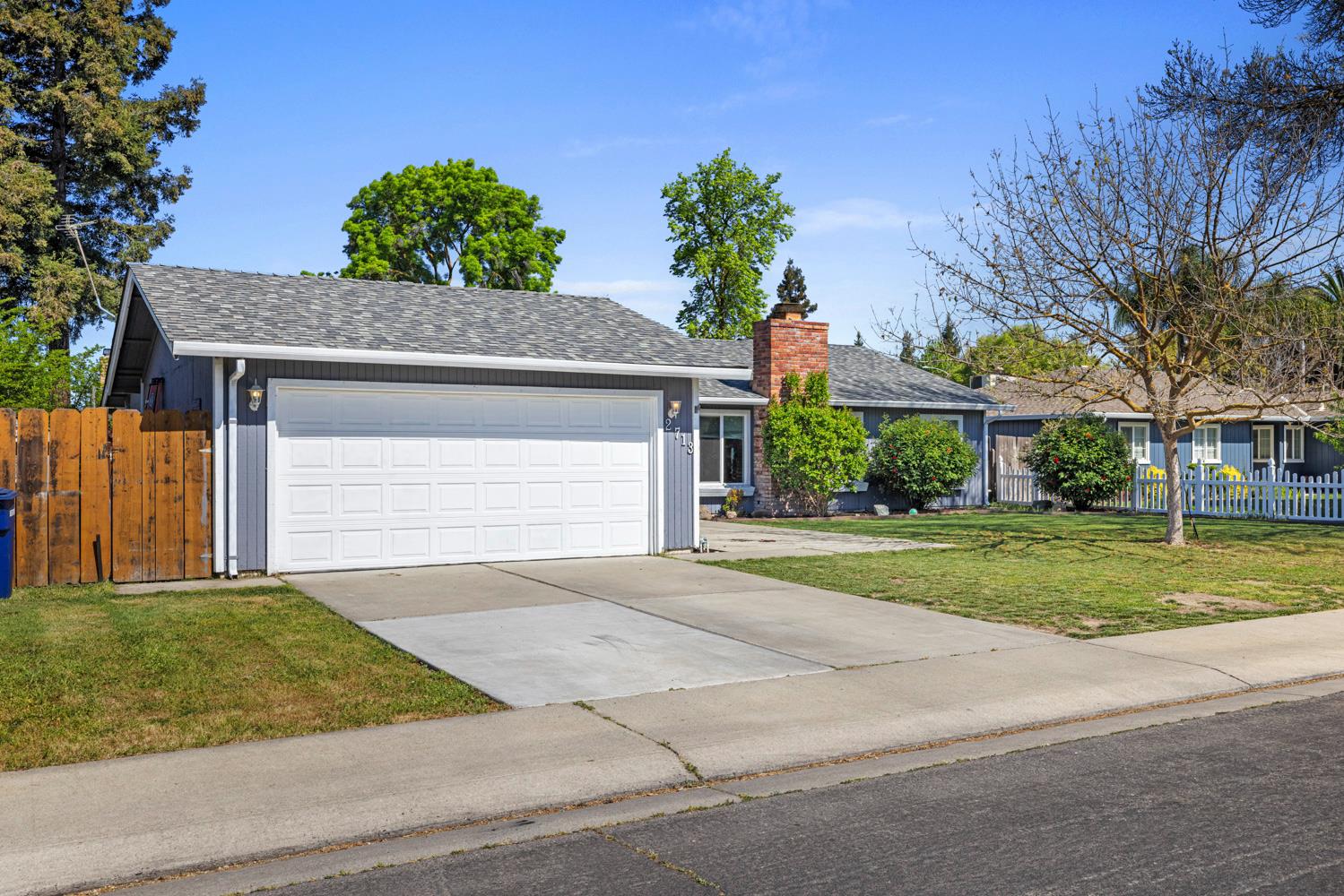 2713 Dania Court Modesto, CA 95358 - Photo 4 of 31