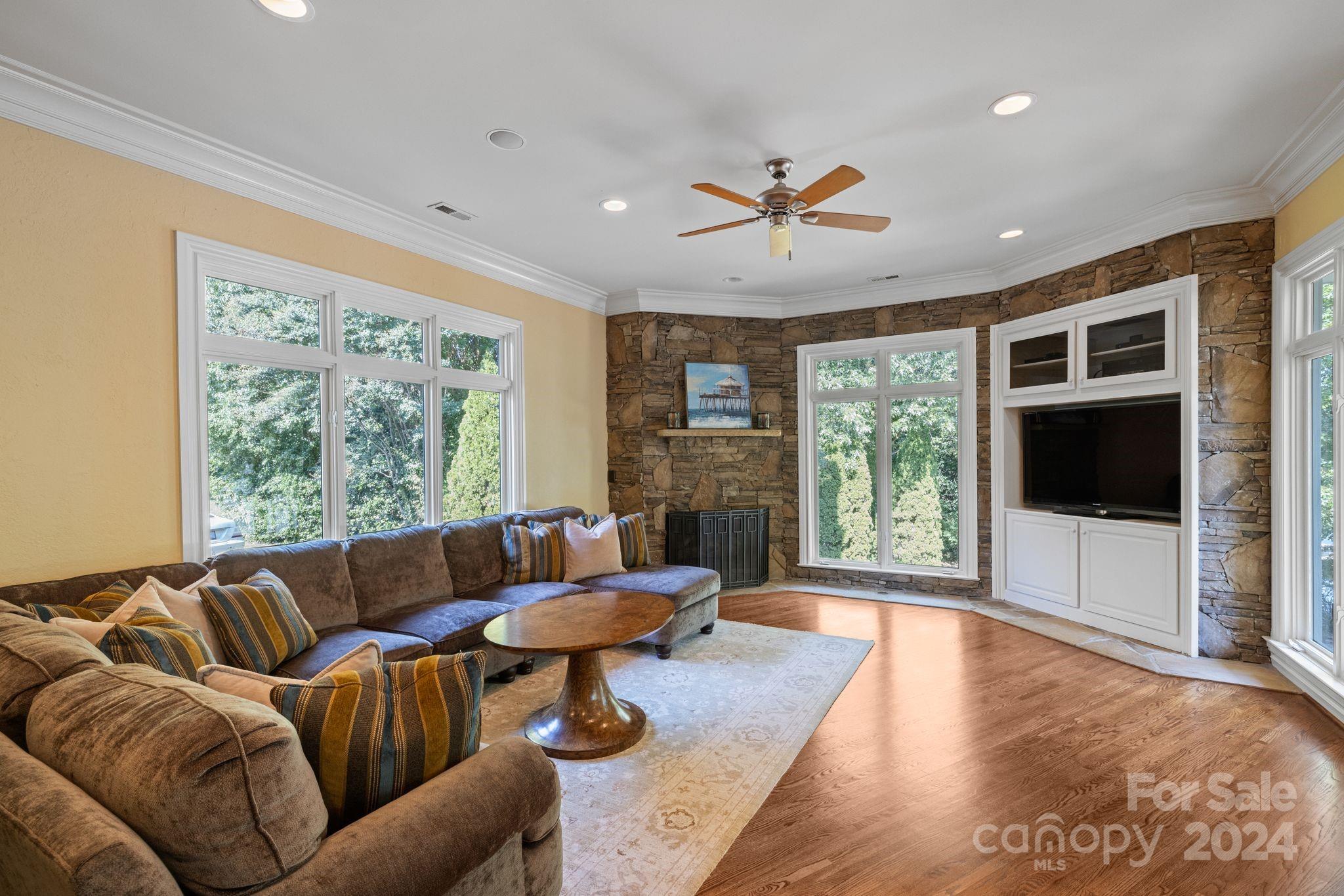 18210 Town Harbour Road Cornelius, NC 28031 - Photo 19 of 40 Gallery Image 19