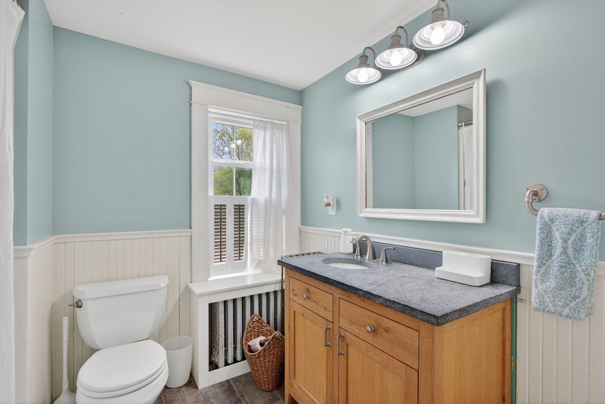 97 Beech Ridge Road York, ME 03909 - Photo 16 of 31 Bathroom