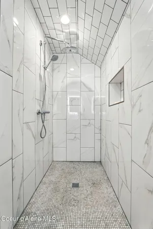 $3,500,000 | 4440 East Lisa Road, Harrison, ID 83833