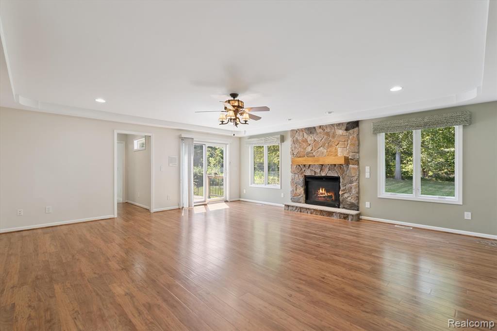 13296 Torrey Road Fenton, MI 48430 - Photo 15 of 42