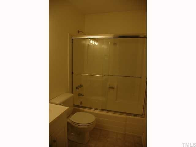 5913 Farm Gate Road Raleigh, NC 27606 - Photo 7 of 8 Master Bath/Spa