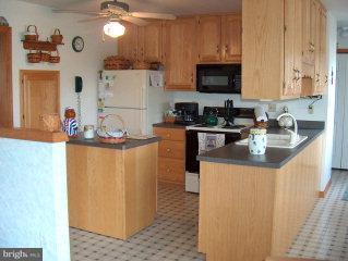 262 Browning Road Lancaster, PA 17602 - Photo 3 of 5 Gallery Image 3