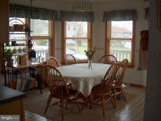 262 Browning Road Lancaster, PA 17602 - Photo 4 of 5 Gallery Image 4