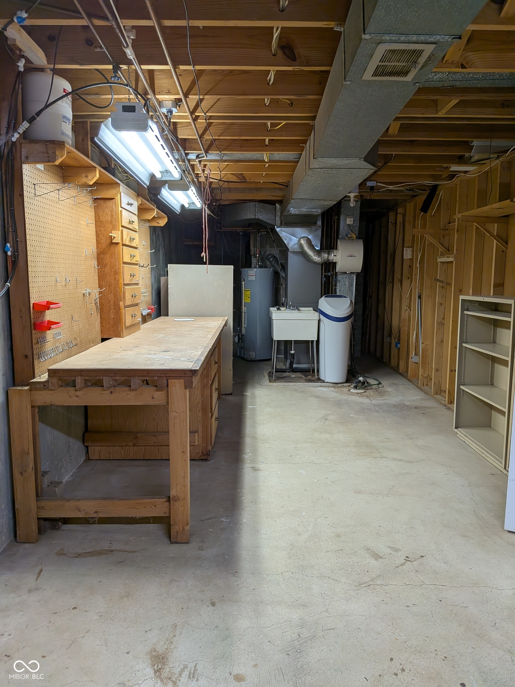 7148 Vauxhall Road Indianapolis, IN 46250 - Photo 17 of 18