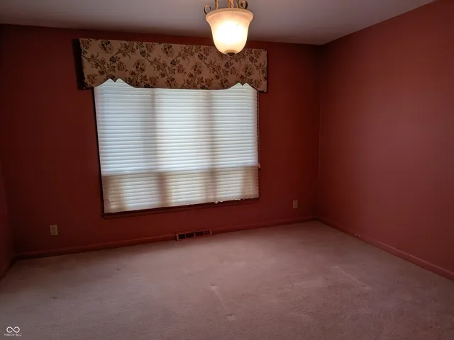 $324,500 | 7148 Vauxhall Road, Indianapolis, IN 46250