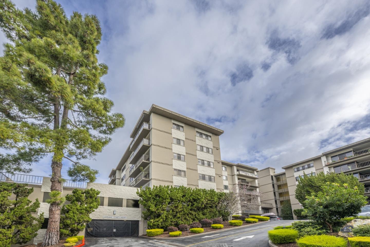 50 Mounds Road, Unit 107 San Mateo, CA 94402 - Photo 2 of 7